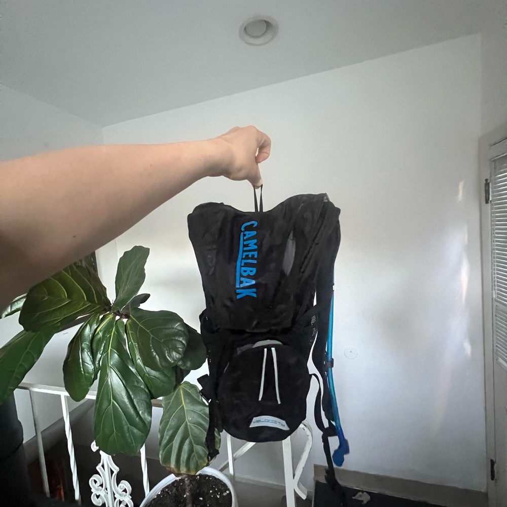 CamelBak Black and Blue Hydration Pack 2L
